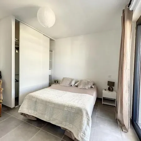 T2 Centre Avec Parking A 5 Min De La Plage Апартаменты Folelli