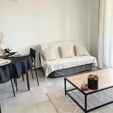 T2 Centre Avec Parking A 5 Min De La Plage Apartment Folelli